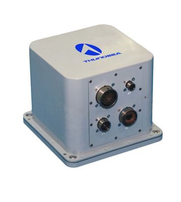 Fg-800A IP66 αδιάβροχο Octans γυροσκοπική πυξίδα οπτικών ινών 80000 ωρών με λιγότερο από 0,1 ακρίβεια τίτλων °